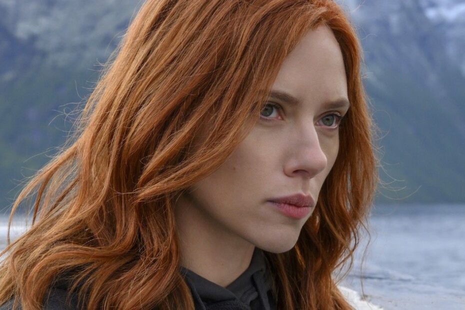 black widow scarlett johansson