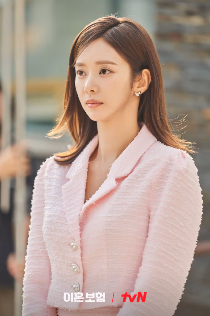 The Divorce Insurance: De nouvelles images donnent un aperçu de la série Lee Joo Bin dans The Insurance Divorce