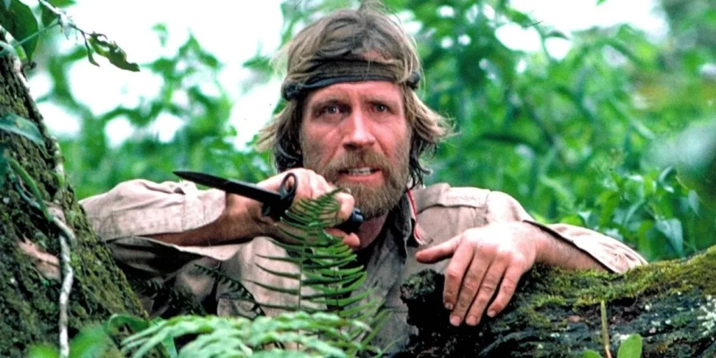 Zombie Plane: Chuck Norris, Vanilla Ice et Ice-T finissent le tournage de leur nouveau film de zombies Chuck Norris