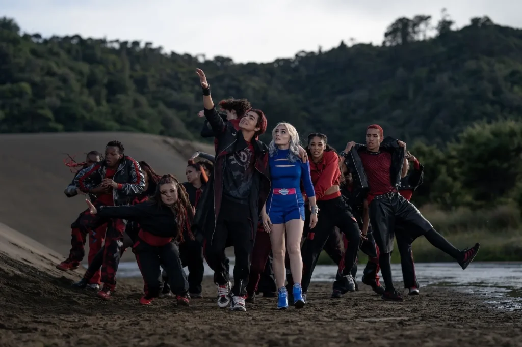 Zombies 4: la bande-annonce fait monter la température en ajoutant des Vampires à la franchise Zombies 4