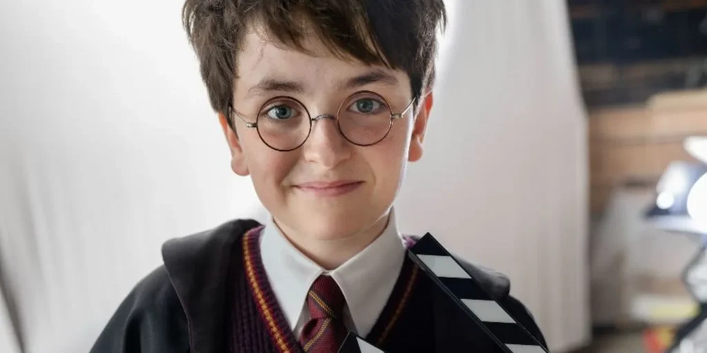 La série reboot de Harry Potter introduit officiellement les frères Weasley Harry Potter