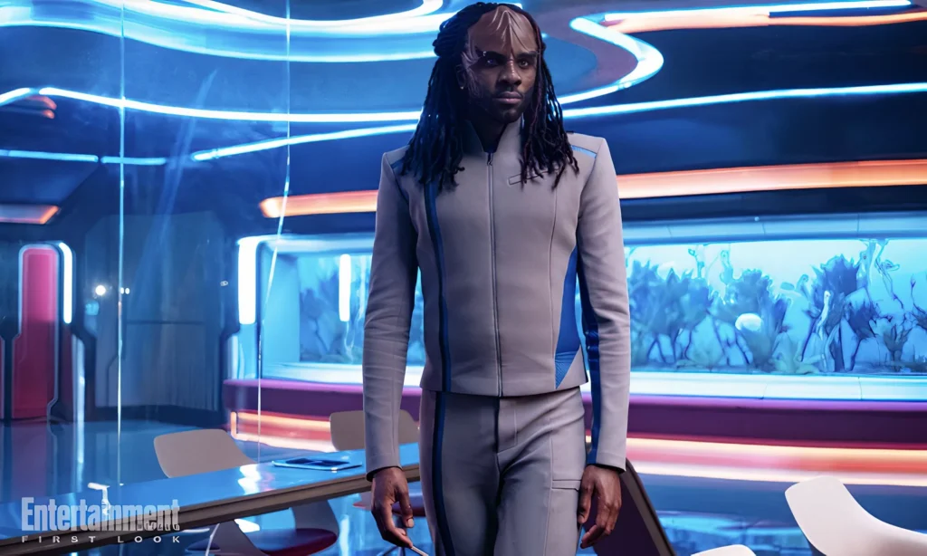 Star Trek: La prochaine série présente de nouvelles images, révélant de nouveaux méchants et les favoris des fans Star Trek: Starfleet Academy