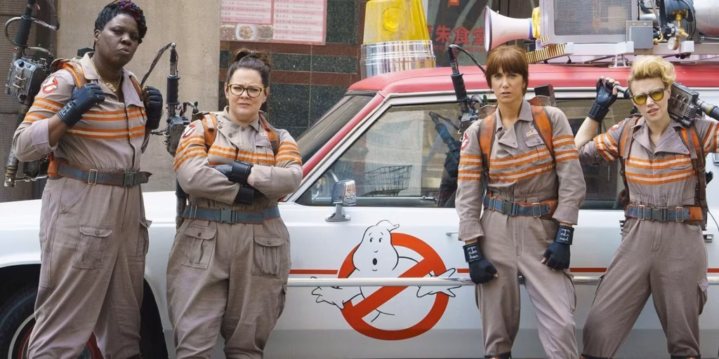 SOS Fantômes: 10 ans plus tard, une star du reboot défend le film polarisant SOS Fantômes