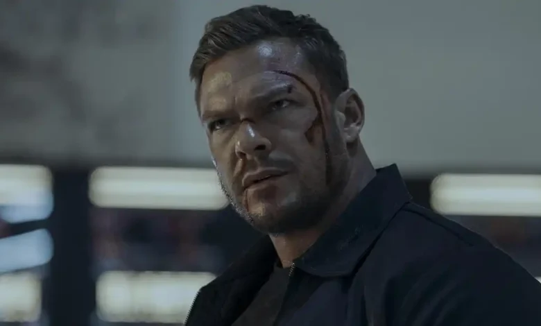 La star de Reacher, Alan Ritchson, prendra la tête de la prochaine adaptation de Helldivers Reacher Alan Ritchson